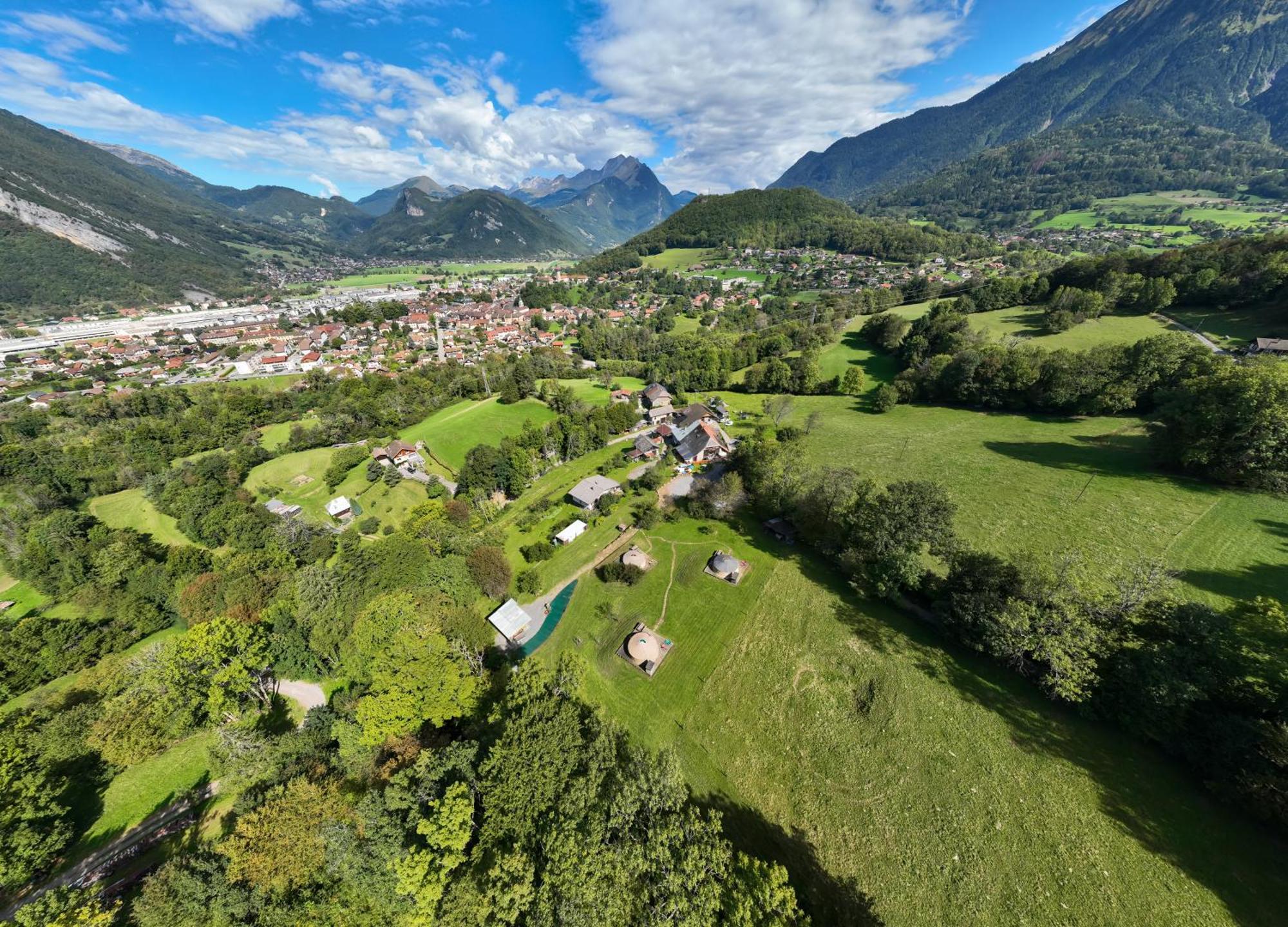 Yourtes Olachat Proche Annecy Hotel Faverges Exterior photo